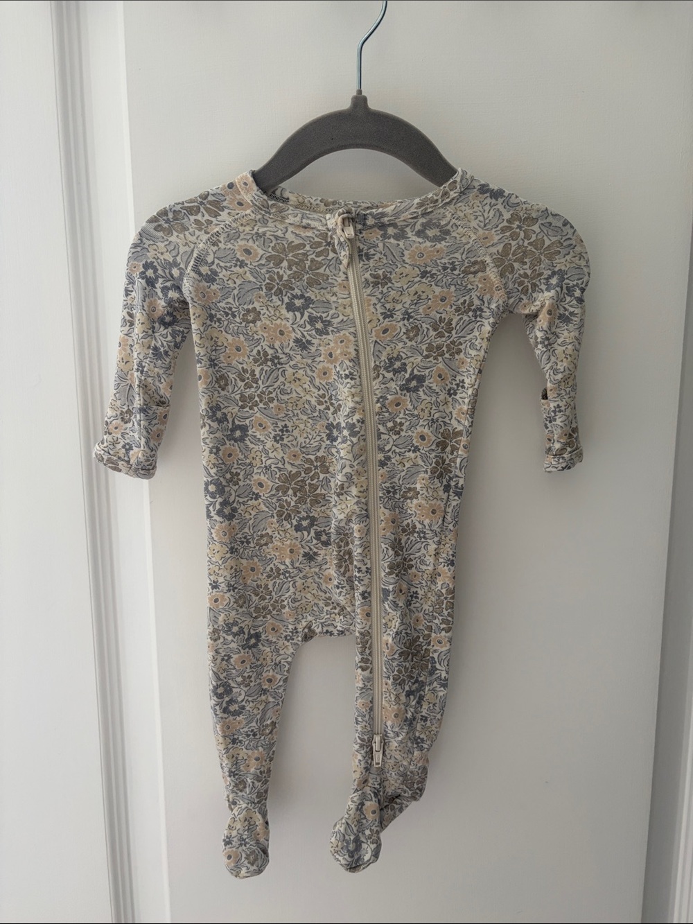 Quincy Mae Floral Zip Footed One-Piece - Cream & Blue